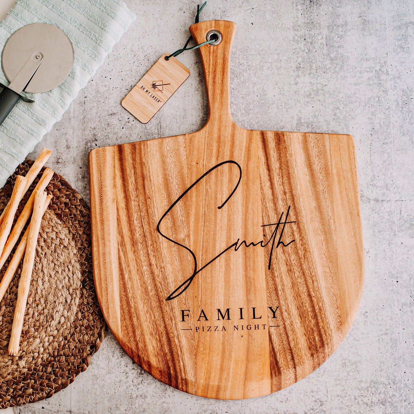 Personalized Family Name Pizza Peel for Memorable Pizza Nights - Willow and Mist Gifts