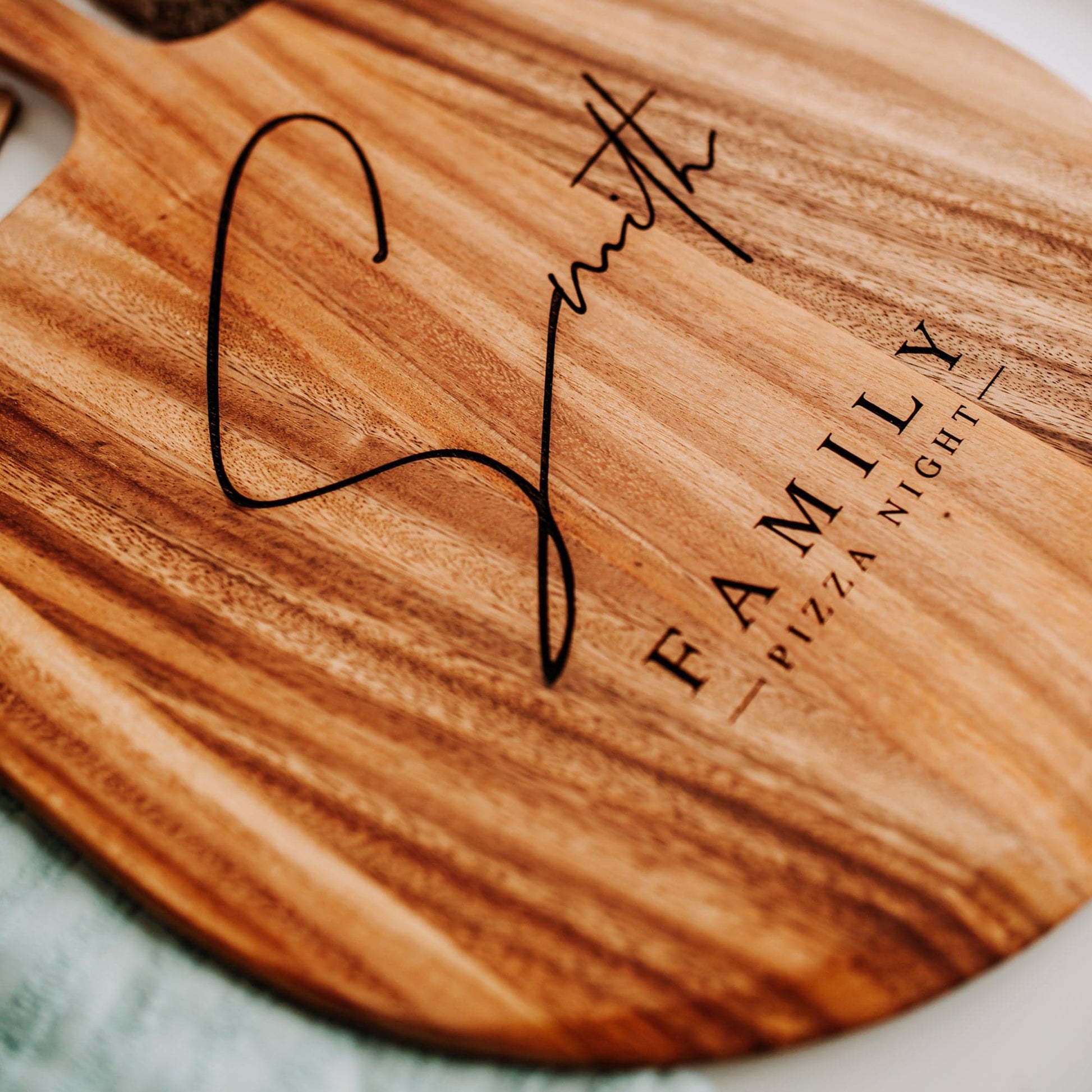 Personalized Family Name Pizza Peel for Memorable Pizza Nights - Willow and Mist Gifts